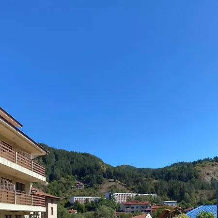 Eda Aparts Apartament *